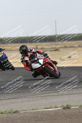 media/Sep-07-2024-Pacific Track Time (Sat) [[9bb89f5e83]]/A group/Phone Wall Paper 1000am/
